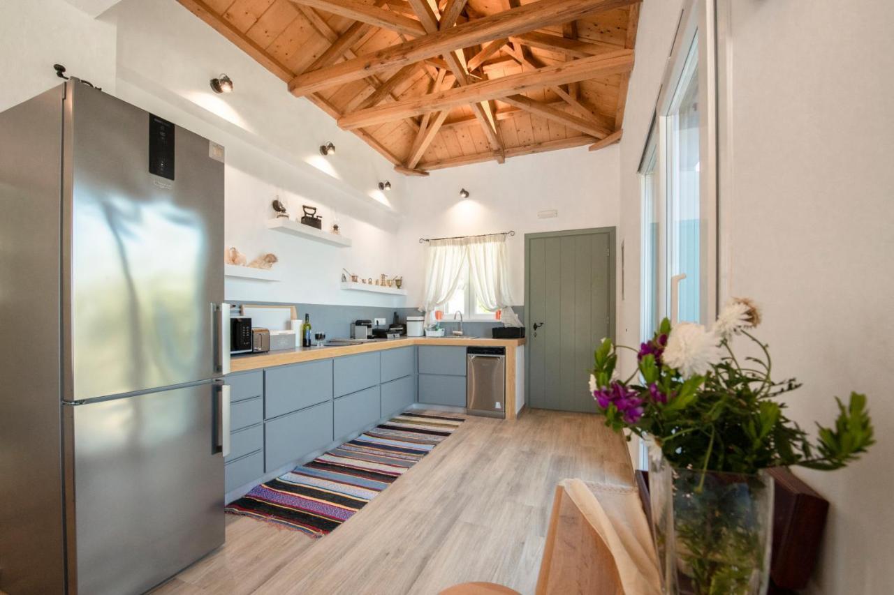 Avgi Villa Glossa Exteriör bild
