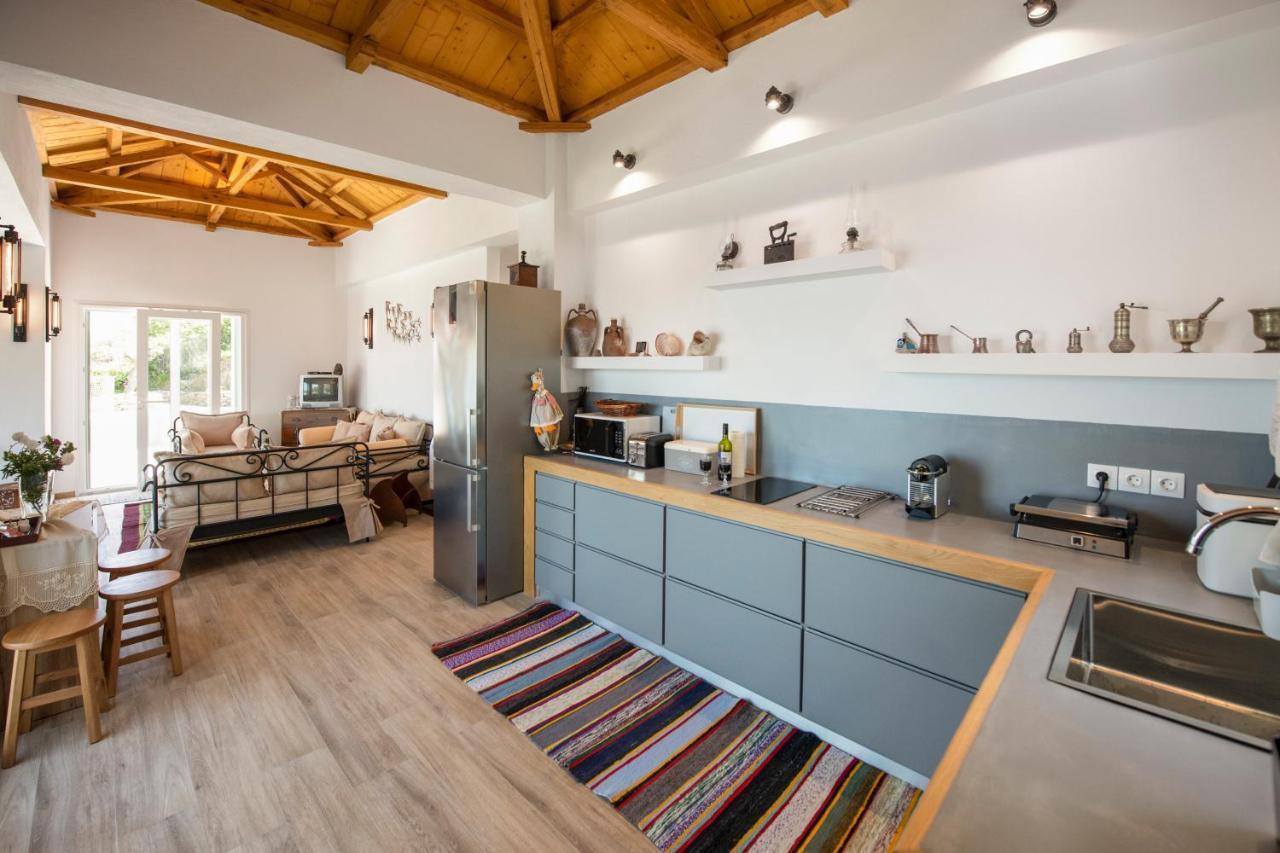 Avgi Villa Glossa Exteriör bild